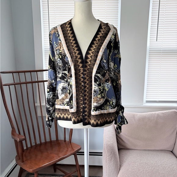 Free People Catch Me If You Can Blouse XSmall Black Boho Leopard Cheetah Top - Picture 6 of 11